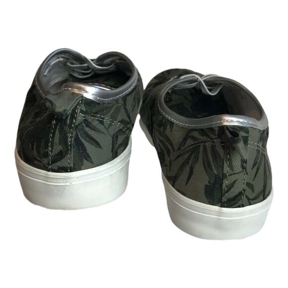 Old Navy Pull-On Sneakers Canvas Palm Leaf Design Girls Big Kids Size 5 - Picture 4 of 7